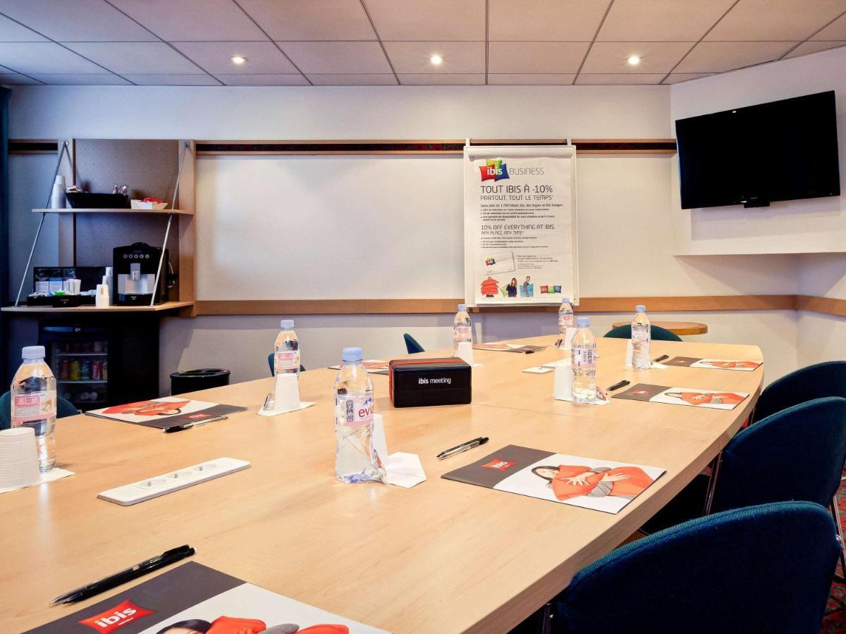 Ibis Lyon Est 3* Bron