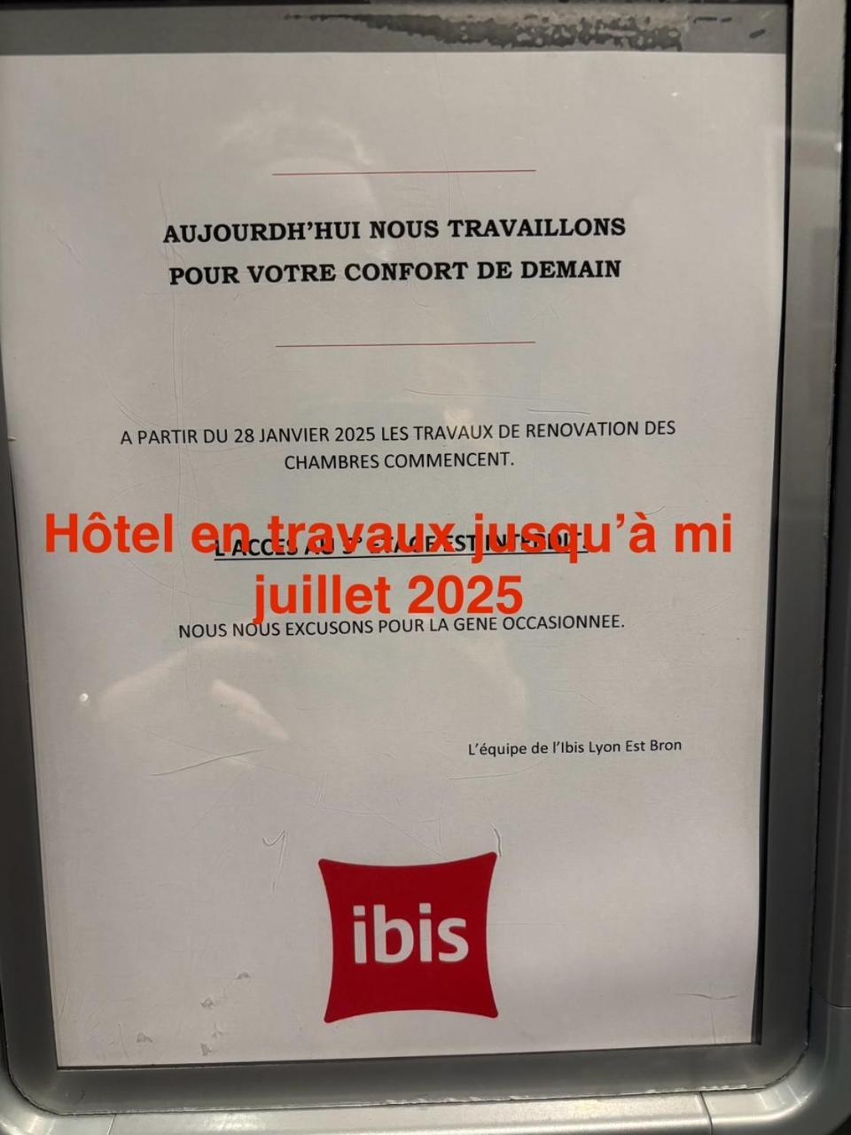 Ibis Lyon Est Hotel