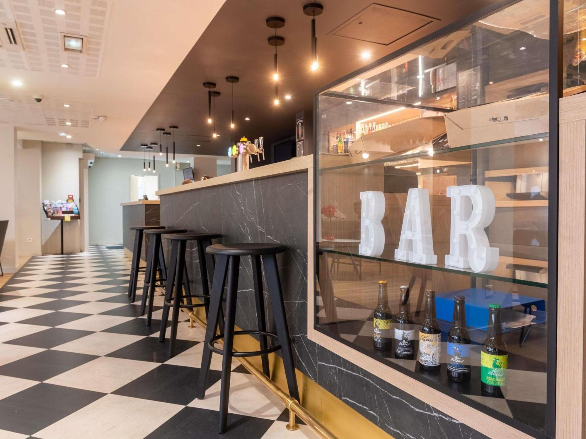 Ibis Lyon Est 3*