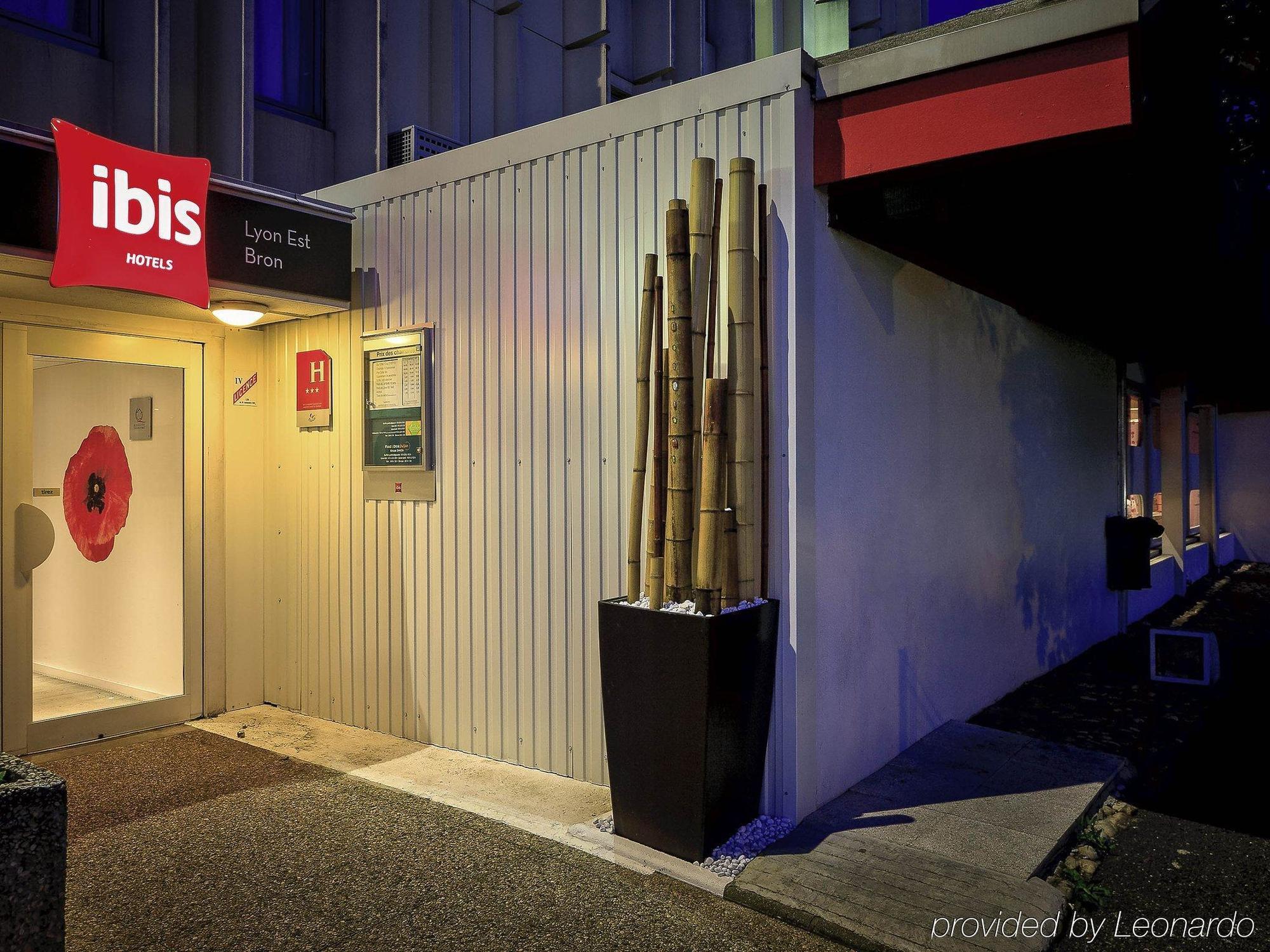 Hotel Ibis Lyon Est Bron