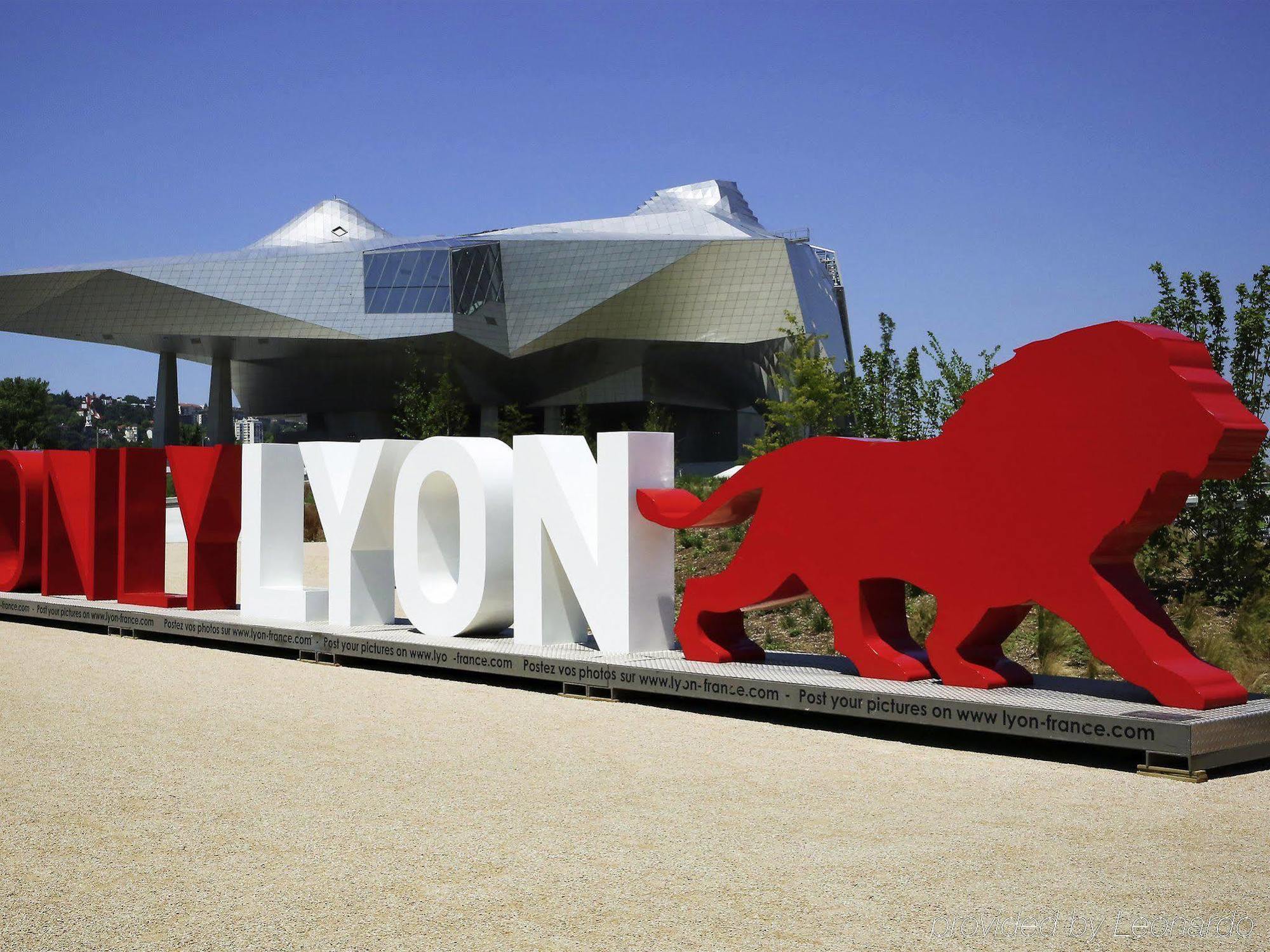 Hotel Ibis Lyon Est Bron
